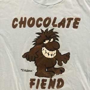 1980’s VINTAGE GOLD T-Shirt From London